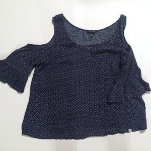 🛍US Polo Assn. cold shoulder tank large